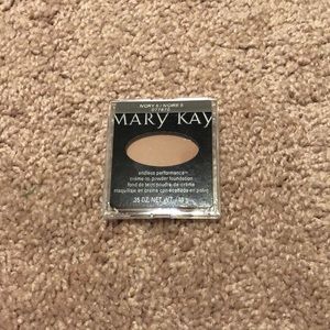 Cream to powder ivory 5